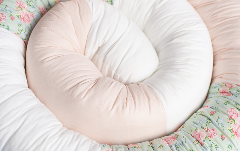 Sovorm, sovdjur som används som spjälsängsskydd och en mysig sovkompis