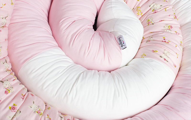 Sovorm, sovdjur som används som spjälsängsskydd och en mysig sovkompis